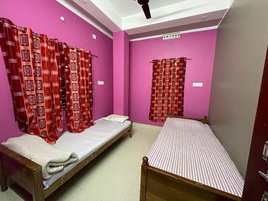 Veda Home'S Agartala Eksteriør billede